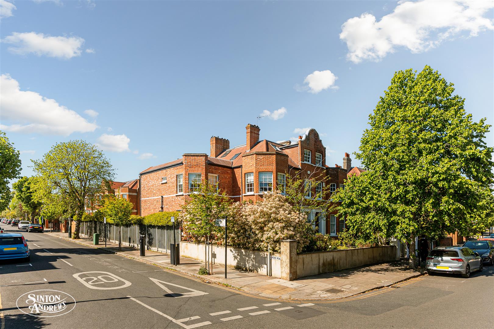 Sinton Andrews Estate Agents - Based in Ealing West London